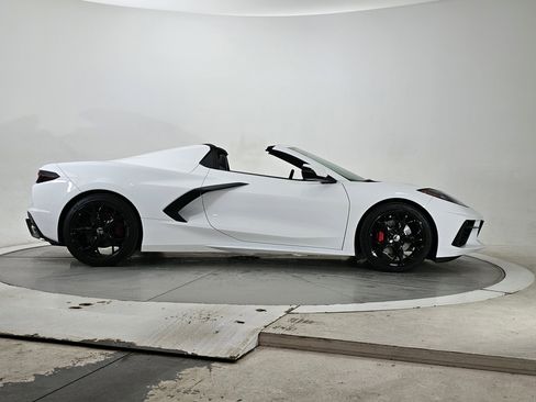 Used 2021 Chevrolet Corvette Stingray Premium Conv w/ Battery Protection Package image 24