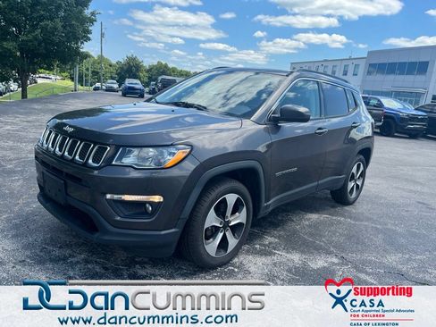 Used 2017 Jeep Compass Latitude w/ Popular Equipment Group AWD/4WD image 1