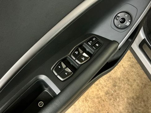 Used 2018 Hyundai Santa Fe Sport w/ Cargo Package image 12