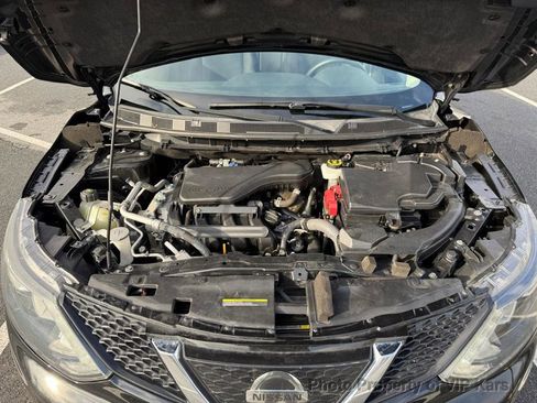 Used 2019 Nissan Rogue Sport S image 21