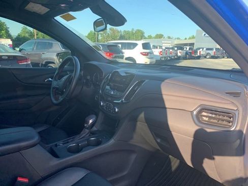 Used 2024 Chevrolet Equinox RS w/ RS Leather Package AWD/4WD image 16