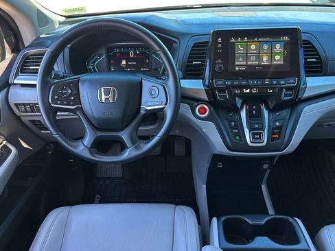 Used 2024 Honda Odyssey EX-L image 23