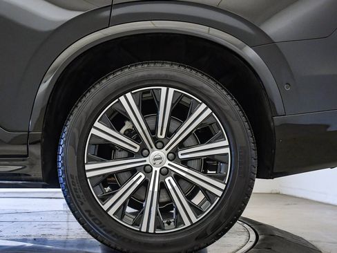 Certified 2025 Volvo XC90 B6 Ultra image 10