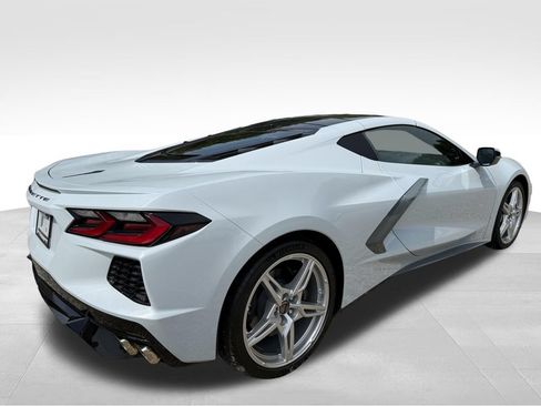 Used 2021 Chevrolet Corvette Stingray Coupe w/ Battery Protection Package RWD image 6