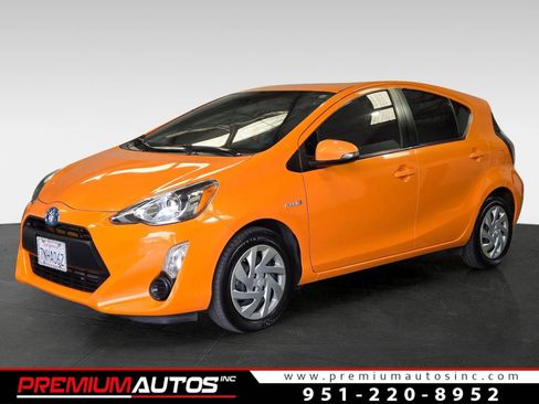 Used 2015 Toyota Prius C One FWD image 1