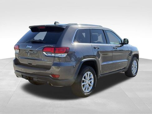 Used 2021 Jeep Grand Cherokee Laredo RWD image 27