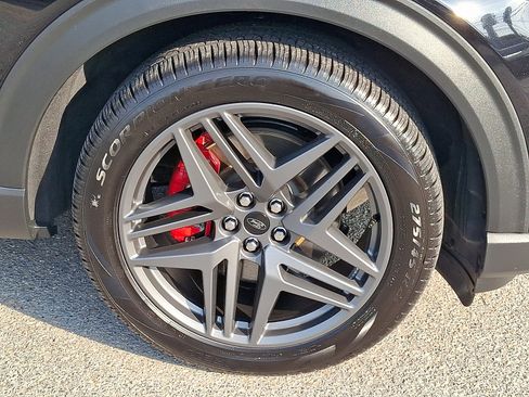 Used 2026 Ford Explorer ST w/ Sun And Sound Package AWD/4WD image 8