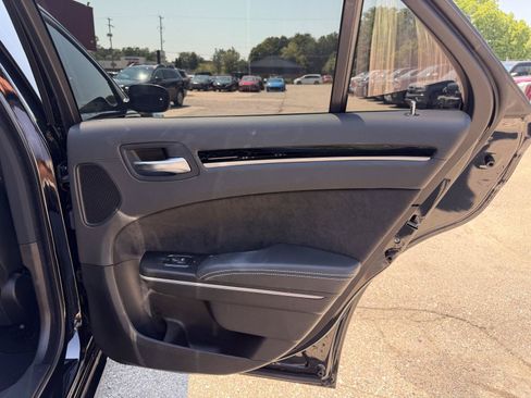 Used 2023 Chrysler 300 C RWD image 35