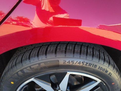 Used 2021 Chevrolet Malibu RS image 9