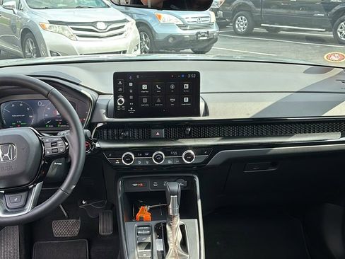 Used 2026 Honda CR-V Sport Touring image 12