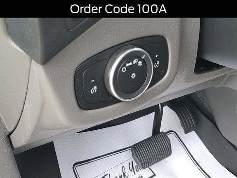 Used 2023 Ford Transit Connect XL FWD image 9
