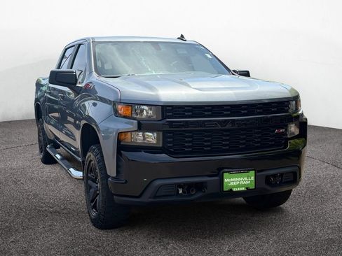 Used 2021 Chevrolet Silverado 1500 Custom Trail Boss AWD/4WD image 7