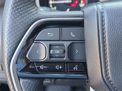 Used 2023 Toyota Tundra Limited image 29