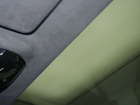 Used 2026 BMW M5 w/ Executive Package AWD/4WD image 43