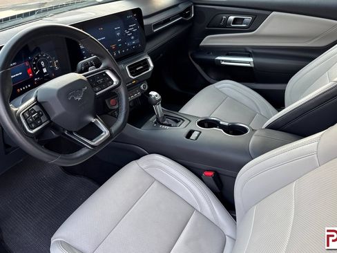 Used 2025 Ford Mustang GT Premium RWD image 11