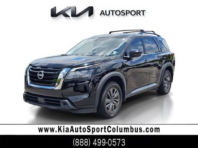 Used 2023 Nissan Pathfinder SV