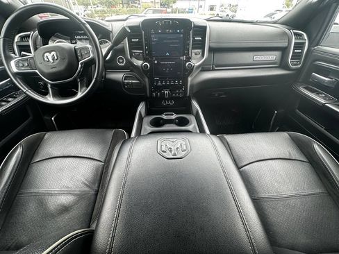 Used 2024 RAM 3500 Laramie w/ Sport Appearance Package AWD/4WD image 11