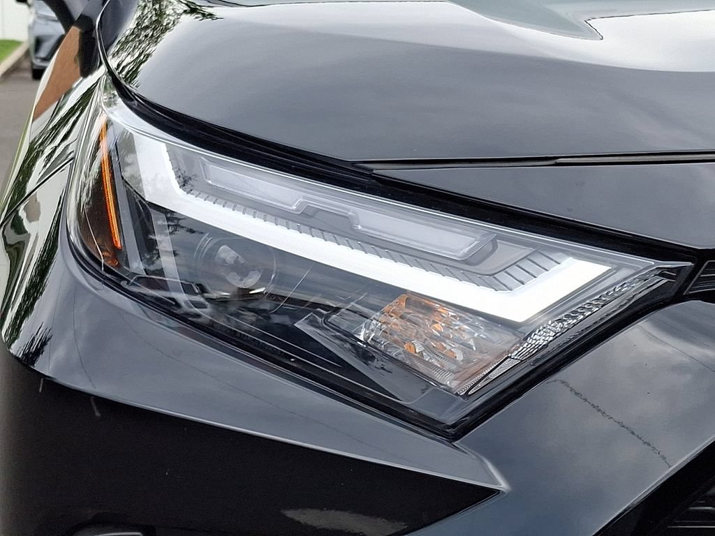 Certified 2025 Toyota RAV4 XLE AWD/4WD image 9