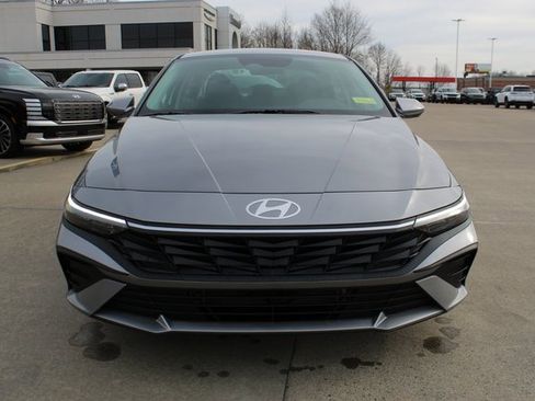 New 2026 Hyundai Elantra Blue image 7