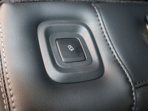 New 2025 Ford Expedition Platinum w/ Stealth Performance Package image 36