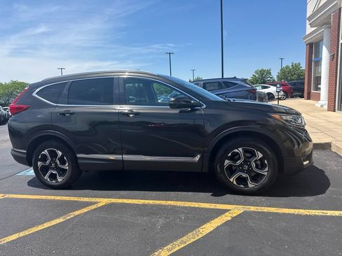 Used 2019 Honda CR-V Touring image 6