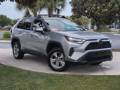 Certified 2023 Toyota RAV4 XLE w/ Convenience Package AWD/4WD image 2