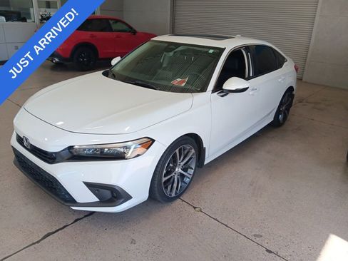 Used 2023 Honda Civic Touring image 1