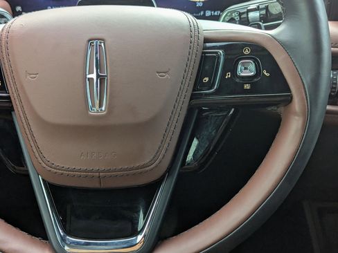 Used 2025 Lincoln Aviator Reserve w/ Illumination Package image 22