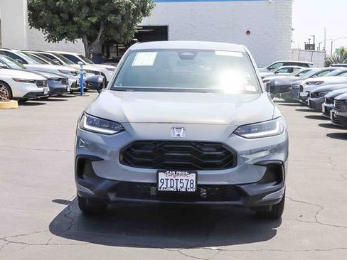Certified 2025 Honda HR-V Sport image 4