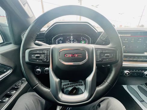 Used 2023 GMC Sierra 1500 Elevation image 21