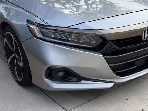 Used 2022 Honda Accord Sport image 7