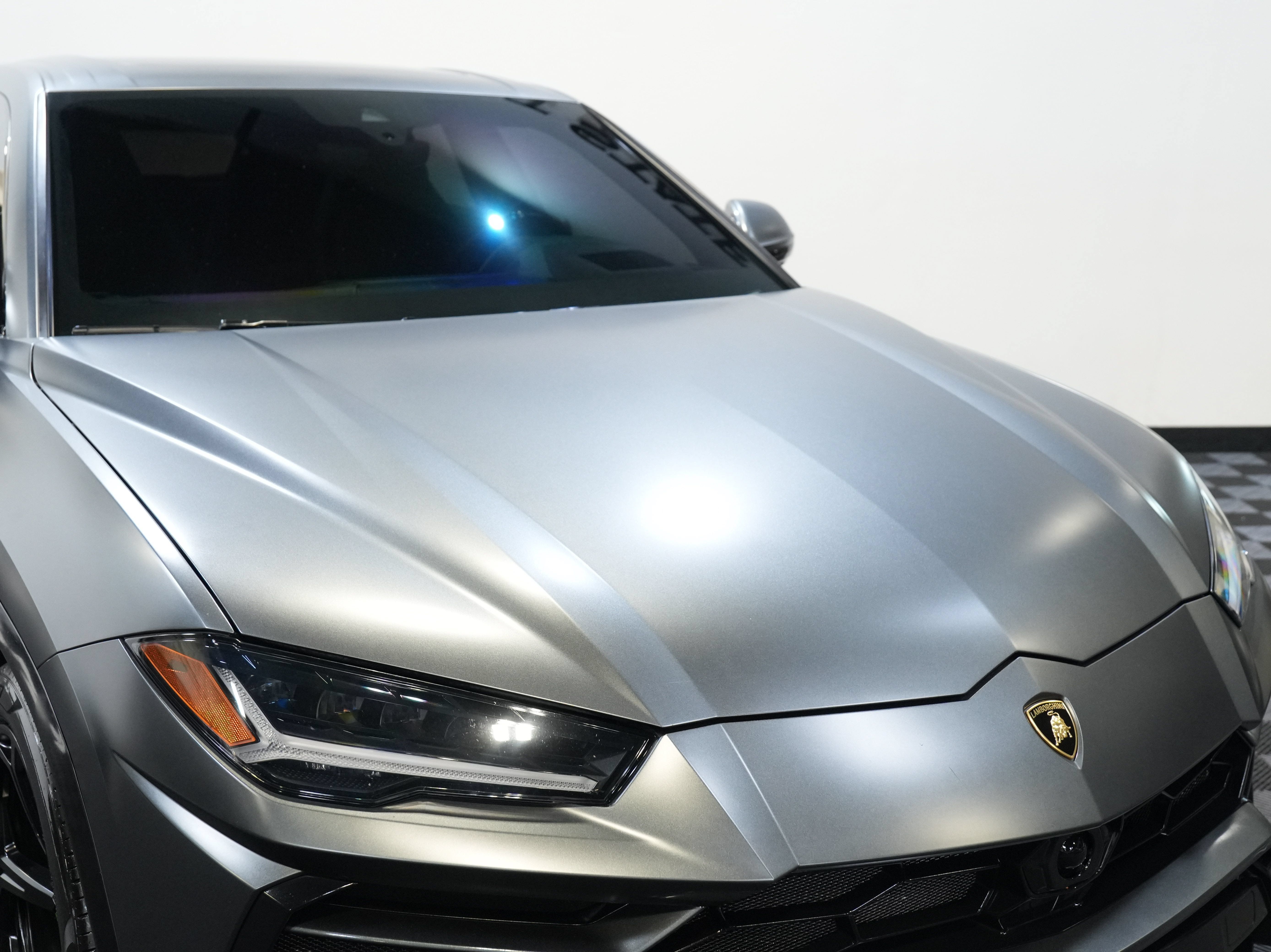Used 2019 Lamborghini Urus AWD/4WD image 12
