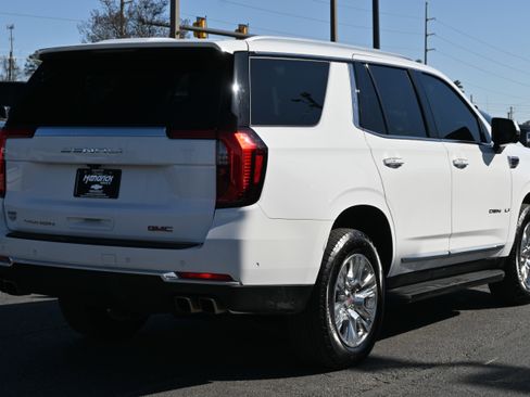 Used 2025 GMC Yukon Denali image 11