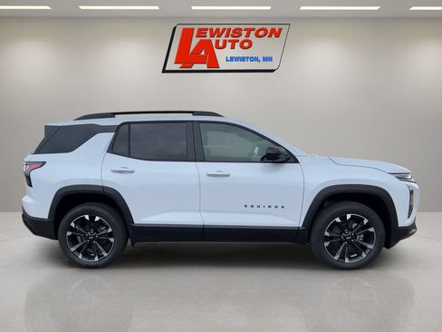 New 2026 Chevrolet Equinox RS w/ Convenience Package III AWD/4WD image 6