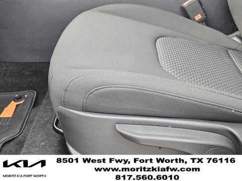 New 2026 Kia Sportage LX FWD image 17
