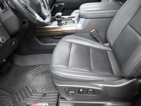 Used 2024 Chevrolet Silverado 1500 LT Trail Boss w/ Convenience Package II AWD/4WD image 15
