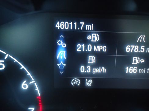 Used 2021 Ford Transit Connect XLT FWD image 13