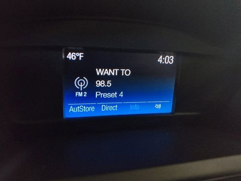 Used 2018 Ford Escape SE image 25