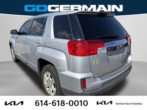 Used 2016 GMC Terrain SLE FWD image 2