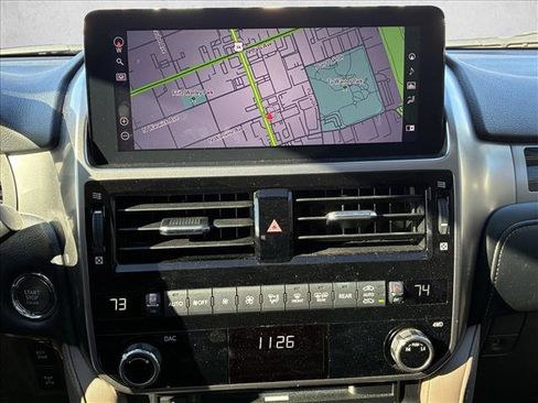 Used 2022 Lexus GX 460 Premium image 13