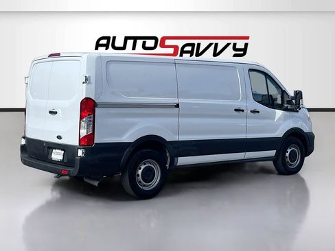 Used 2025 Ford Transit 150 Low Roof RWD image 7