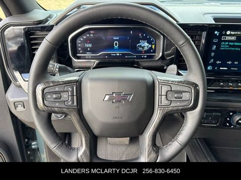 Used 2025 Chevrolet Silverado 1500 ZR2 w/ Technology Package image 24