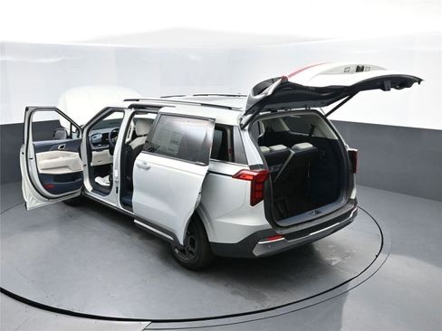 New 2026 Kia Carnival SX image 25