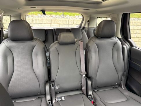 New 2026 Kia Carnival SX Prestige image 13
