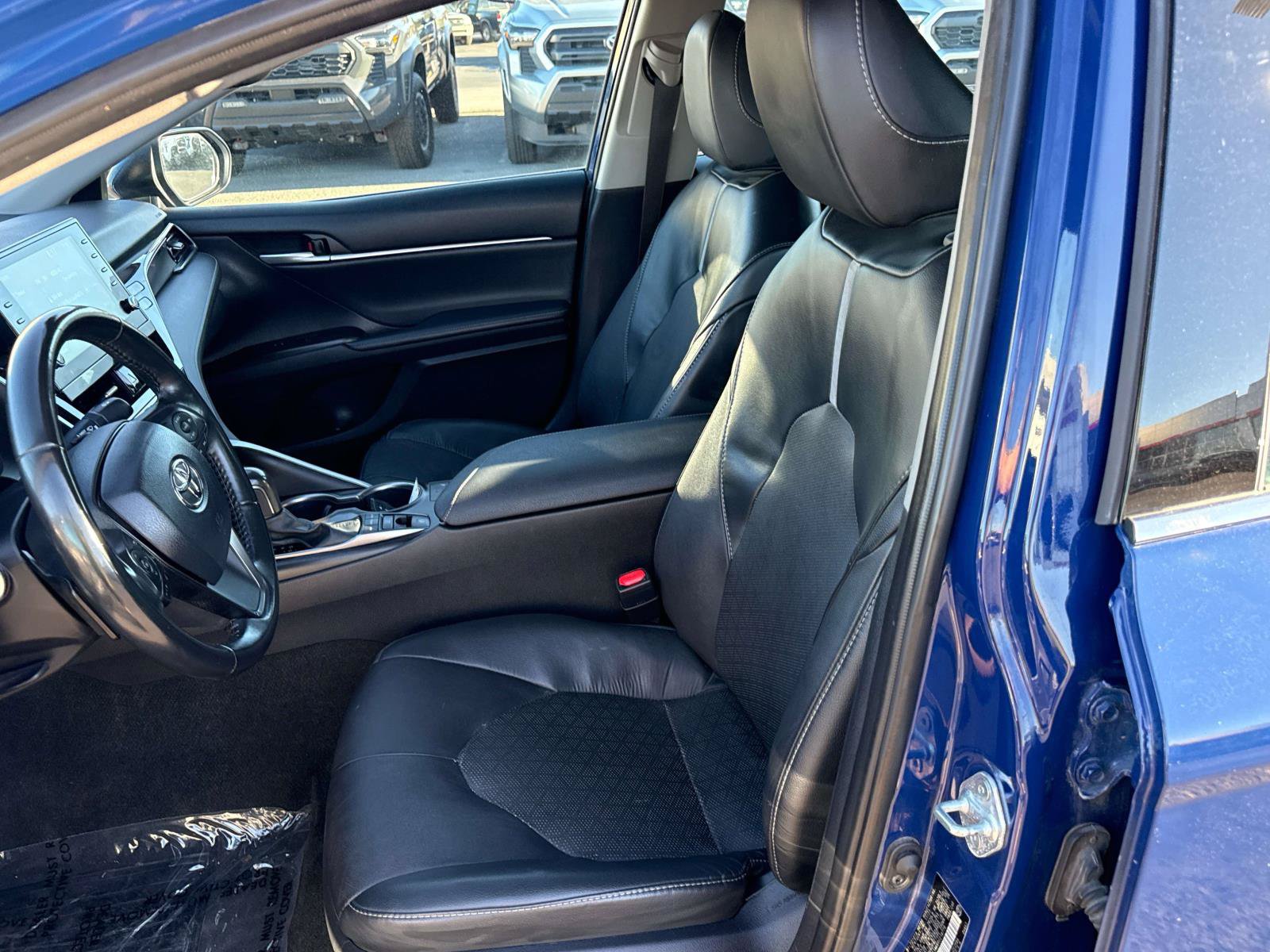 Used 2024 Toyota Camry XSE FWD image 11