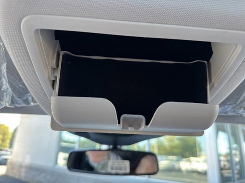 New 2025 Ford Escape SE w/ PHEV Premium Package image 42