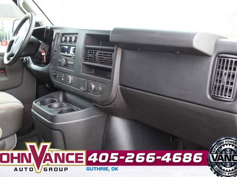 Used 2017 GMC Savana 2500 image 14