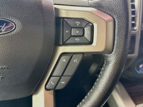 Used 2016 Ford F150 Lariat AWD/4WD image 12