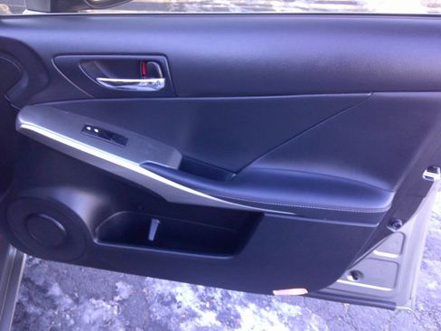 Used 2015 Lexus IS 250 AWD image 29