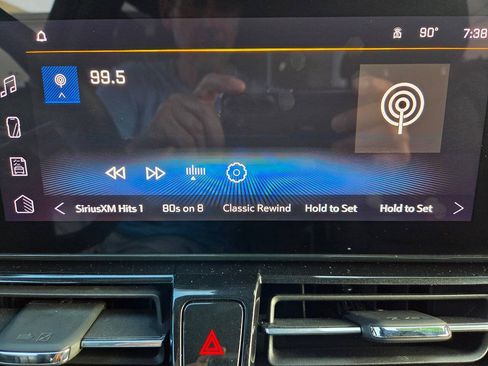 Used 2024 Chevrolet TrailBlazer ACTIV FWD image 23